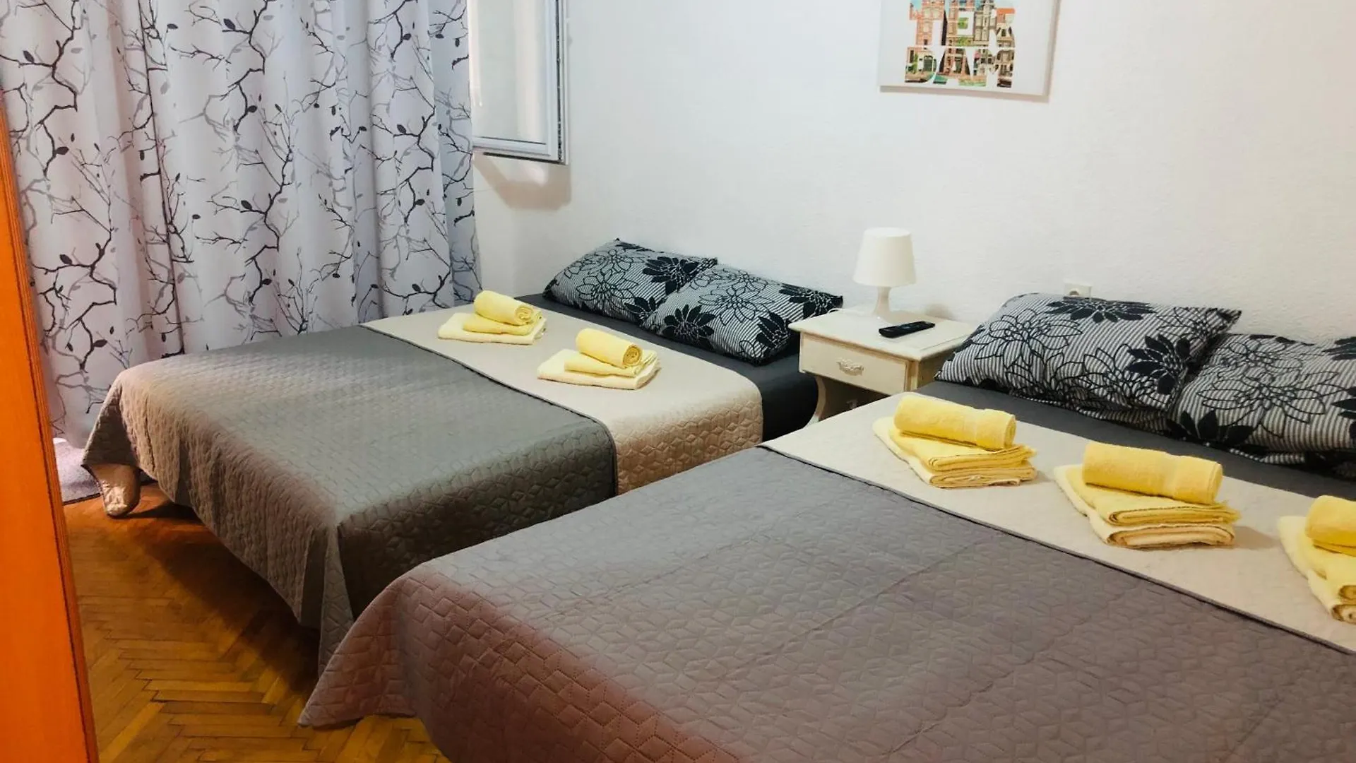 Apartmani Ema Trogir Croatia